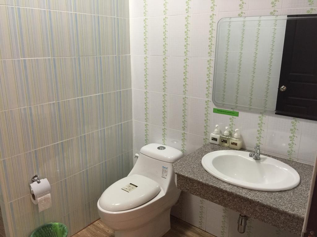 The Phant Hotel Surin Room photo