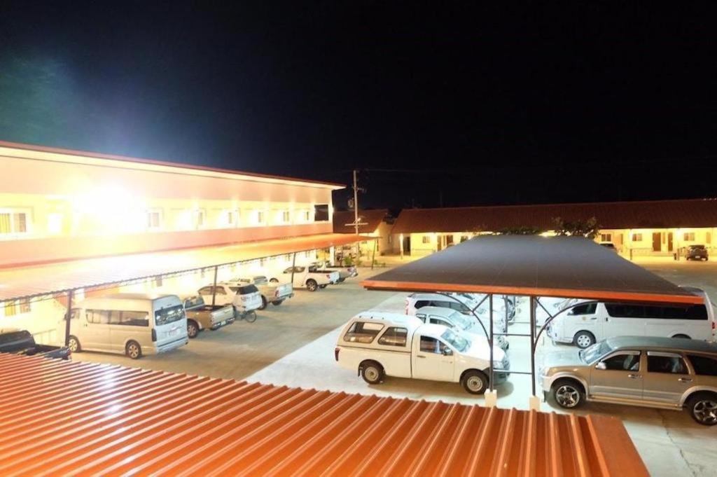 The Phant Hotel Surin Exterior photo